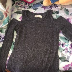 Grey Shirt with cuts on the shoulder